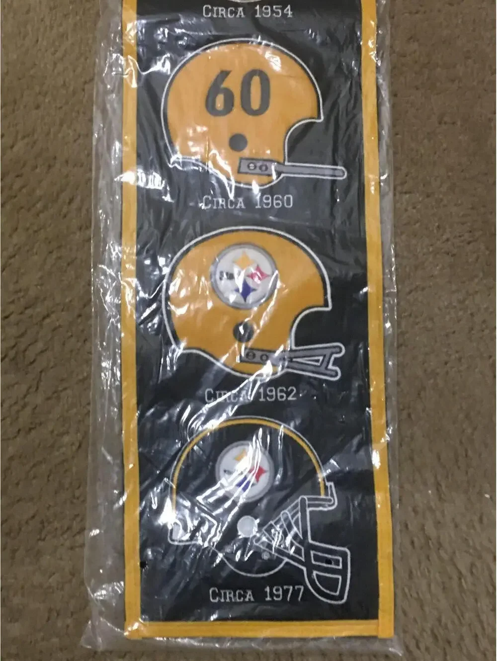 Pittsburgh Steelers  Wool Banner Helmets Past Present